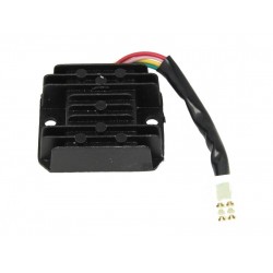 Regulátor napětí -EU- 4 pinová zástrčka GY6 125-150cc, ATV Bashan 200-250cc